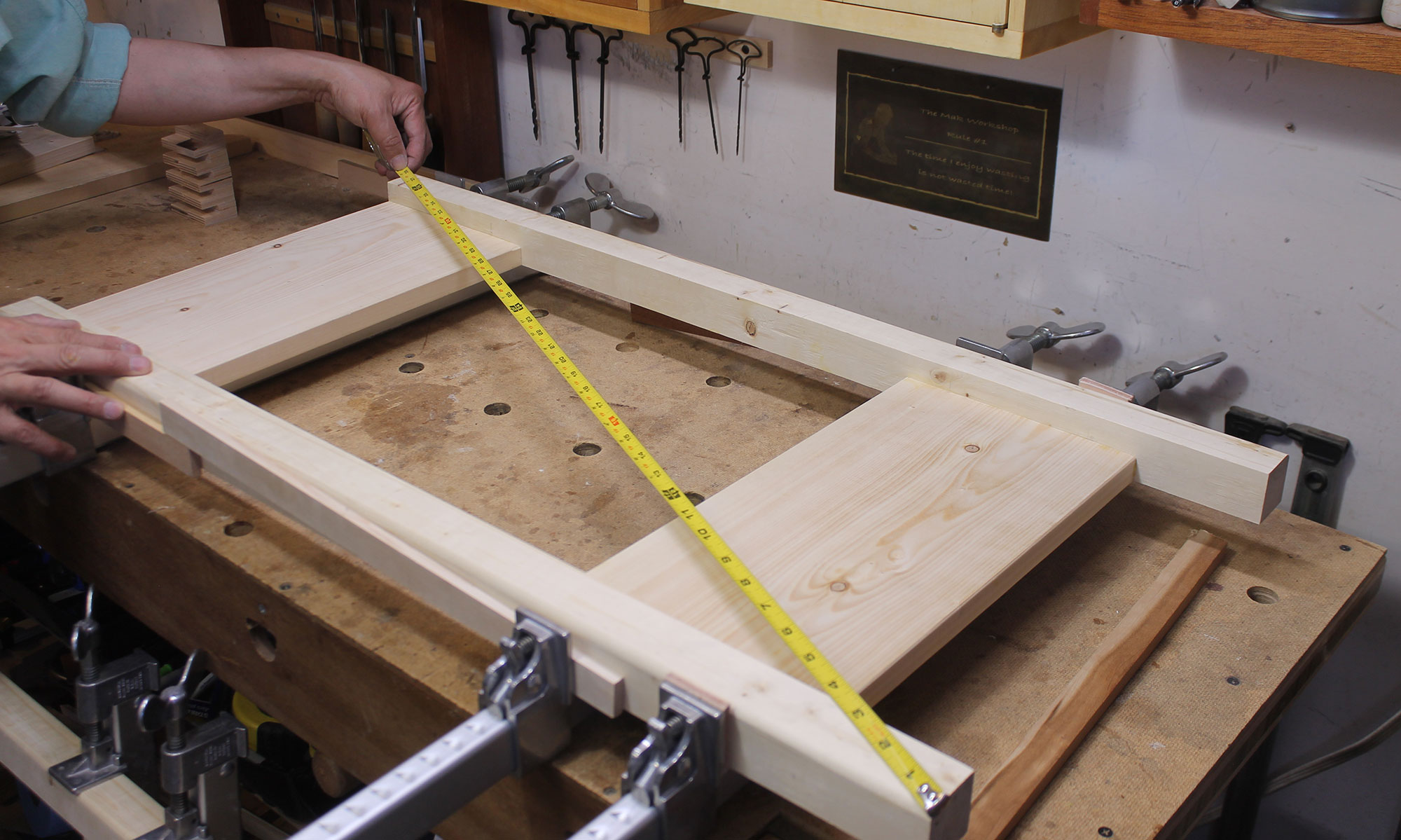Ensuring things are square during glue up